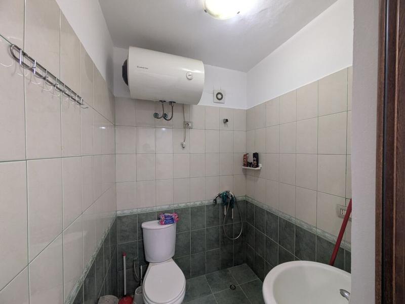 Apartament 1+1 me qera në Tring Pallatet Çabej Shop, Vlorë, 60 m². Foto 8 nga 8