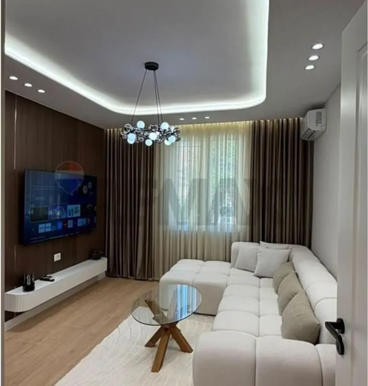 Appartamento 1+1 in vendita a Rruga Margarita Tutulani, Tirana, 55 m²
