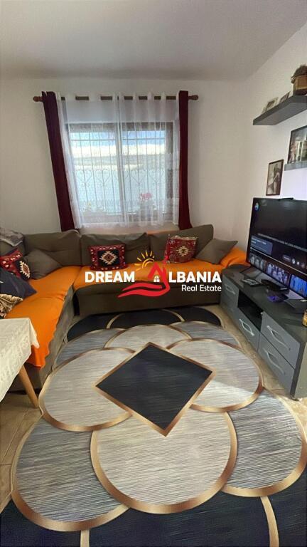 Shtëpi private 1+1 në shitje në Mëzez, Tiranë, 95 m²