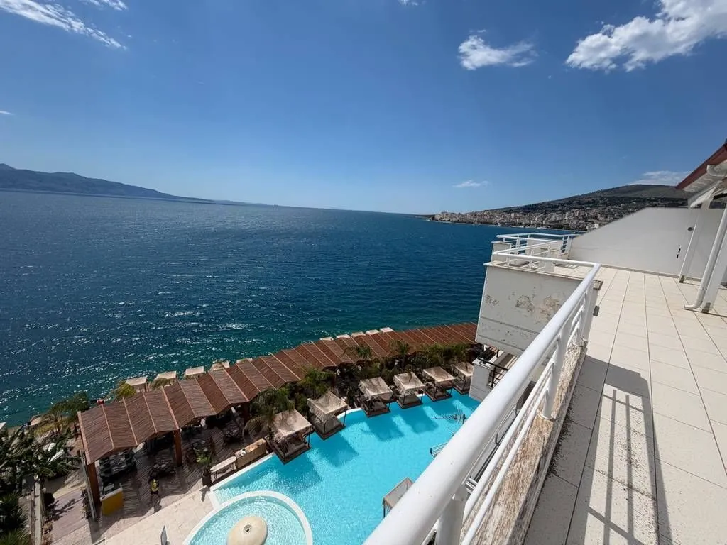 Penthouse for sale in Saranda, Sarandë, 251 m². Photo 1 of 3