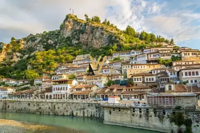 House for sale in Mangalem, Berat, 341 m². Photo 2 of 3