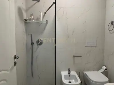Apartament 2+1 në shitje në Rruga Hoxha Tahsim, Tiranë, 116 m². Foto 1 nga 12