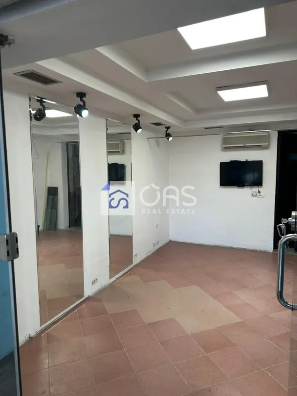 Dyqan me qera në Brryli, Tiranë, 35 m²