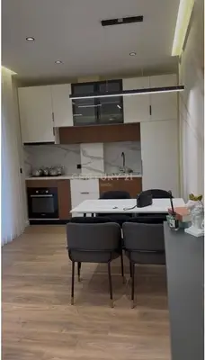 Apartament 2+1 me qera në Sheshi Pranvera, Durrës, 120 m². Foto 4 nga 6