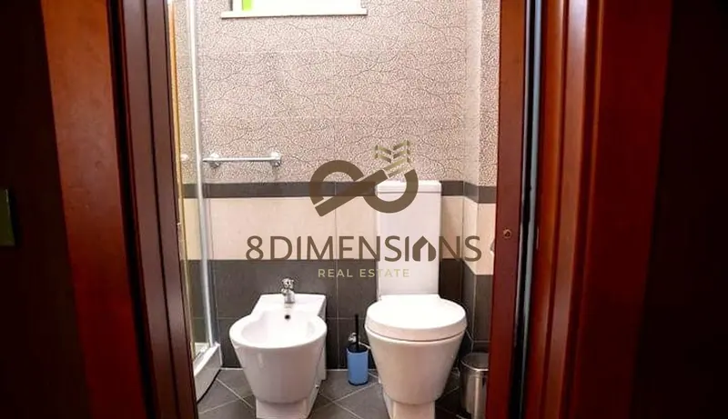 Tokë në shitje në Rruga e Kavajës, Tiranë, 217 m²