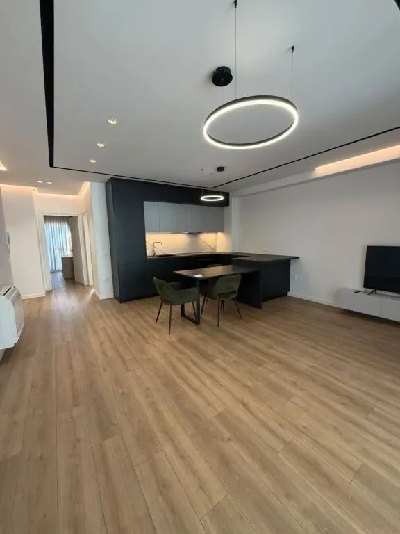 Appartamento 2+1 in affitto a Tirana, 120 m². Foto 1 di 7