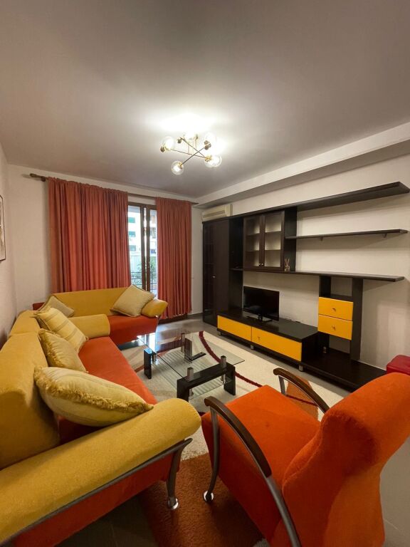 Apartment 1+1 for rent in Kodra e Diellit, Tirana, 74 m². Photo 1 of 3