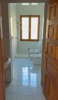 Villa in affitto ad Allias, Tirana, 149 m². Foto 2 di 7