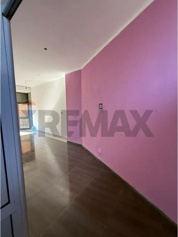Monolocale in affitto a Parlamenti, Tirana, 52 m²