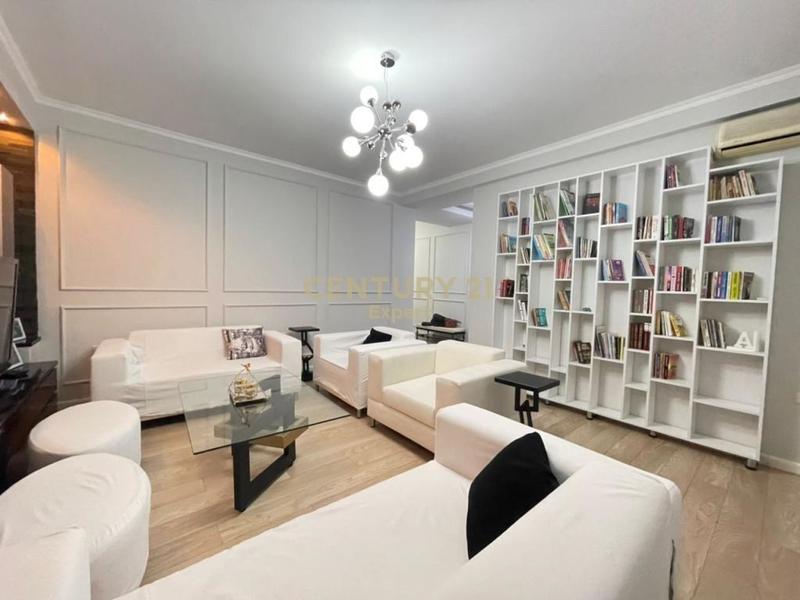 Apartament 2+1 me qera në Rruga Islam Alla, Tiranë, 135 m²