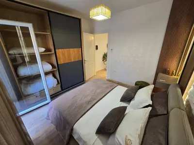Appartamento in affitto a Bulevardi Republika, Coriza, 70 m². Foto 11 di 12