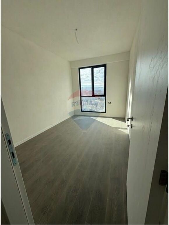 Apartment for sale in Ish Fusha e Aviacionit, Tirana, 123 m²