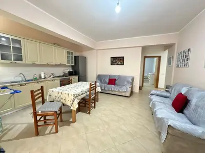 Apartament 2+1 në shitje në Rr. Gjergj Arianiti, Vlorë, 108 m². Foto 1 nga 7