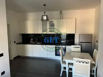 Apartament 1+1 me qera në Rruga Rrota e Kuqe, Durrës, 70 m². Foto 10 nga 10