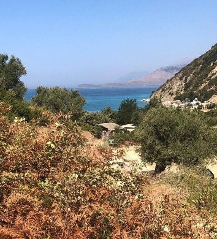 Land for sale in Plazhi i Bunecit, Sarandë, 3,000 m²