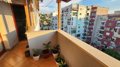 Apartament 1+1 në shitje në Pallatet Cabej, Tiranë, 112 m². Foto 9 nga 9