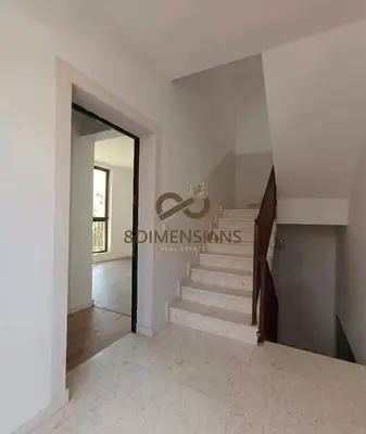 Vilë me qera në Rruga e Elbasanit, Tiranë, 360 m². Foto 4 nga 6