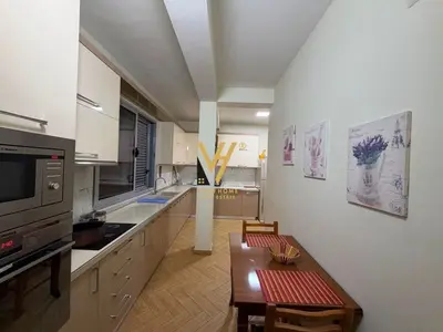 Appartamento 3+1 in affitto ad Inxhinieria, Tirana, 170 m². Foto 7 di 8