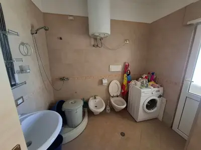 Apartament 1+1 me qera në Lagja 13, Durrës, 60 m². Foto 6 nga 7