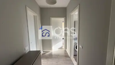 Apartament 2+1 me qera në Liqeni i Thatë, Tiranë, 80 m². Foto 3 nga 8