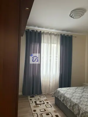 Apartament 2+1 me qera në Pallati Brigadave, Tiranë, 90 m². Foto 7 nga 12