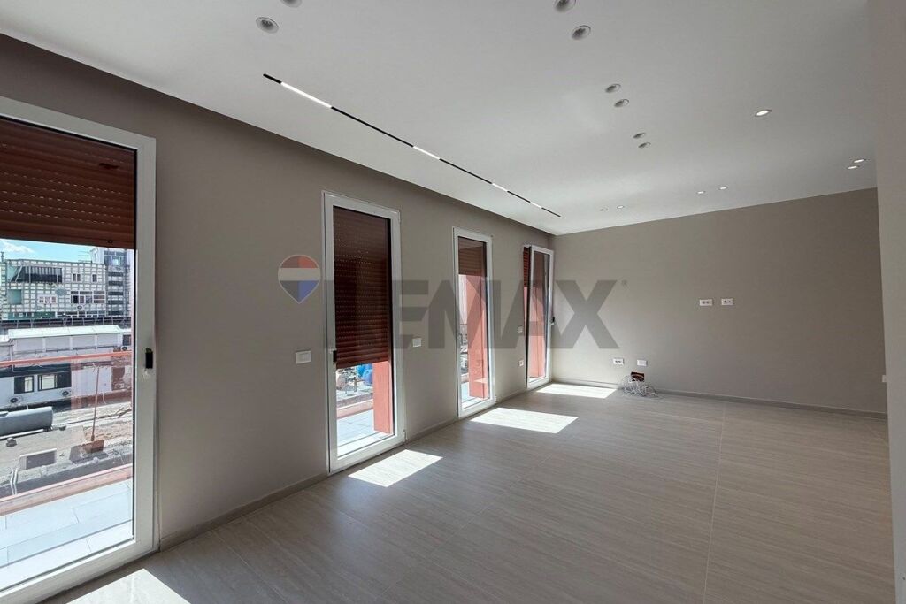 Office for rent in Rruga Sami Frashëri, Tirana, 101 m². Photo 3 of 3