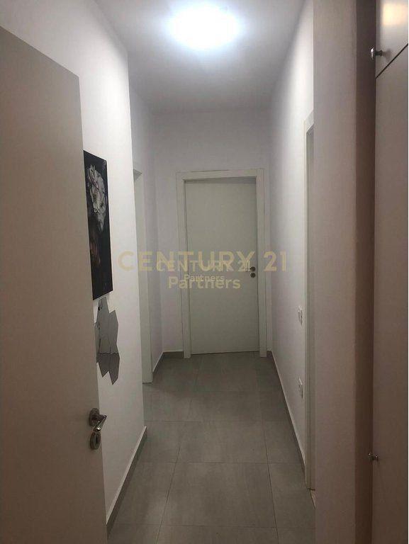 Apartament 3+1 në shitje në Rruga e Dibrës, Tiranë, 116 m². Foto 2 nga 3