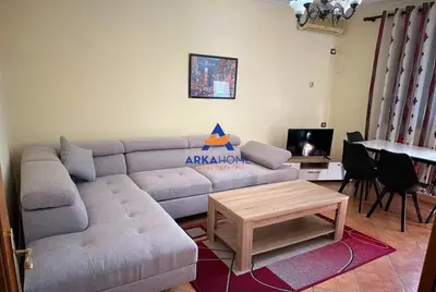 Apartament 1+1 në shitje në Laprakë, Tiranë, 64 m². Foto 1 nga 6