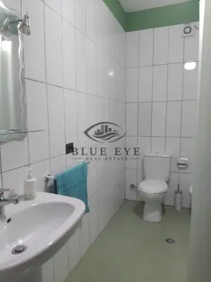 Apartament 2+1 në shitje në Pallati i Sportit Ramazan Njala, Durrës, 123 m². Foto 4 nga 8