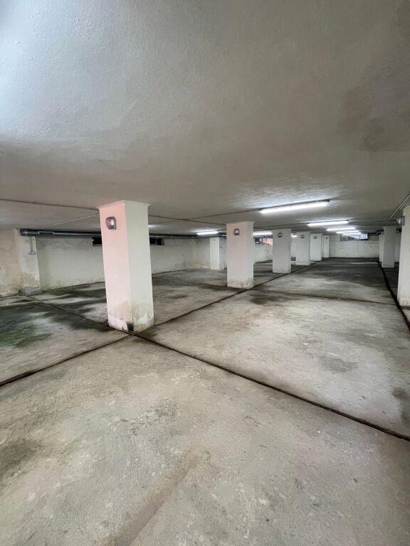 Monolocale in vendita a Rruga Brindisi, Durazzo, 507 m²