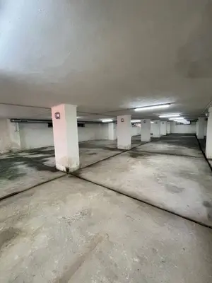 Commercial space for sale in Rruga Brindisi, Durrës, 507 m². Photo 1 of 4