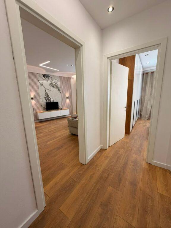 Apartament 1+1 në shitje në Rruga Studenti, Tiranë, 60 m². Foto 8 nga 10