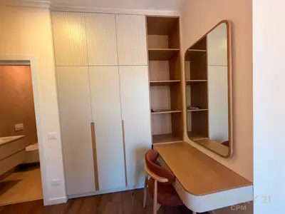 Apartament 2+1 me qera në Kompleksi Dinamo, Tiranë, 114 m². Foto 4 nga 7