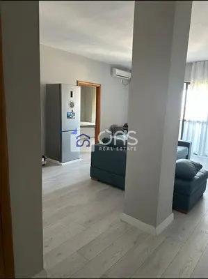 Apartament 2+1 me qera në Brryli, Tiranë, 80 m². Foto 3 nga 8