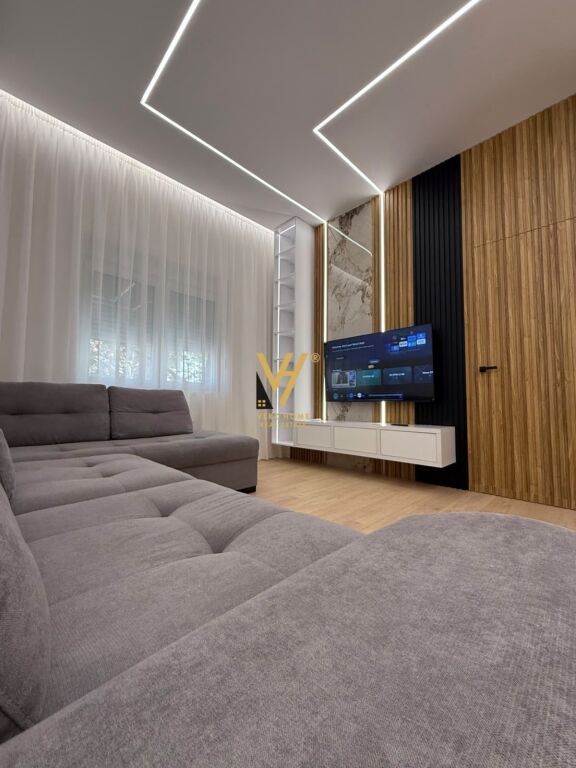 Apartament 1+1 me qera në Myslym Shyri, Tiranë, 65 m². Foto 1 nga 3