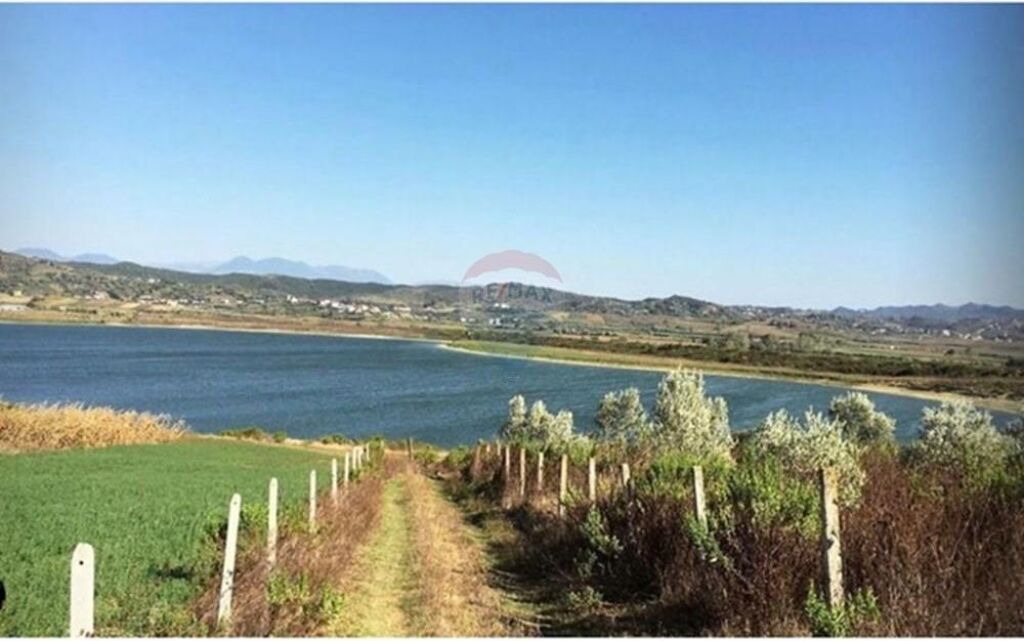 Tokë në shitje në Manez, Durrës, 10 860 m². Foto 1 nga 3