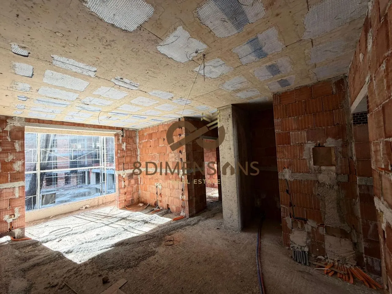 Appartamento 1+1 in vendita a Paskuqan, Kamza, 87 m². Foto 1 di 8