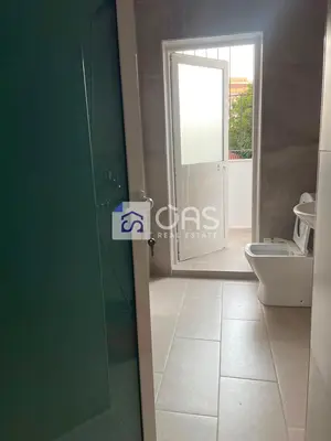 Apartament 1+1 me qera në Bulevardi Zogu I, Tiranë, 50 m². Foto 10 nga 10