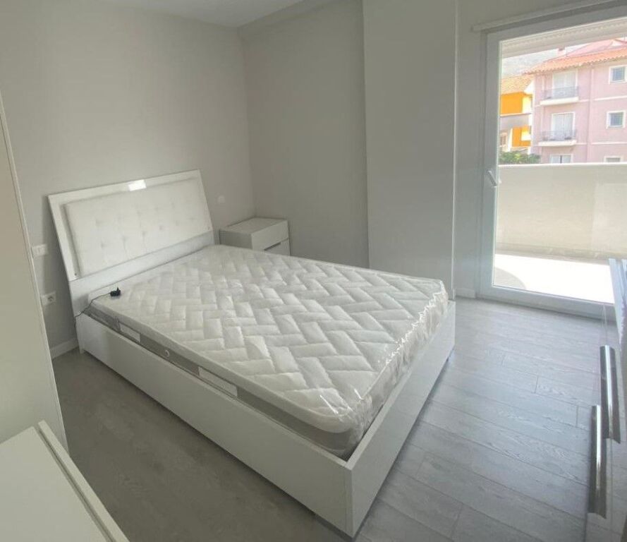 Apartment 1+1 for rent in Kodra e Priftit, Tirana, 67 m². Photo 2 of 3