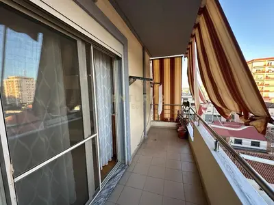 Appartamento 2+1 in affitto a Qendër, Durazzo, 107 m². Foto 7 di 12