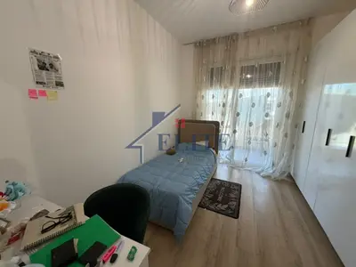 Apartament 2+1 me qera në Ish Fusha e Aviacionit, Tiranë, 95 m². Foto 9 nga 11