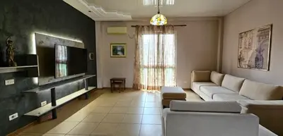 Appartamento 2+2 in affitto a Rruga e Durrësit, Tirana, 100 m². Foto 9 di 9