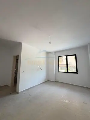 Apartament 1+1 në shitje në Mali i Robit, Durrës, 55 m². Foto 3 nga 6