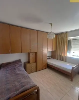 Apartament 3+1 në shitje në Rruga Karl Gega, Tiranë, 85 m². Foto 3 nga 4