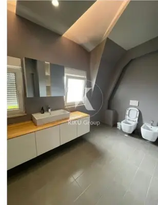 Vilë me qera në TEG, Tiranë, 450 m². Foto 8 nga 8