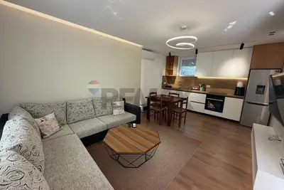 Vilë me qera në Rruga Mihal Grameno, Tiranë, 70 m². Foto 3 nga 7