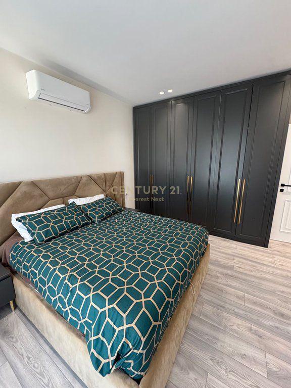 Vilë në shitje në Ibë e Poshtme, Tiranë, 340 m². Foto 5 nga 8
