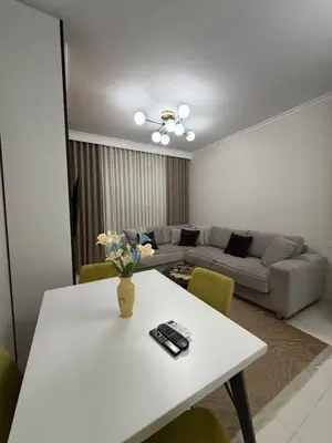 Apartament 2+1 me qera në Kompleksi Golden Park, Tiranë, 95 m². Foto 6 nga 8