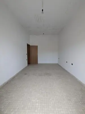 Apartment 2+1 for sale in Rruga Ate Kristo Negovani, Vlorë, 73 m². Photo 2 of 11