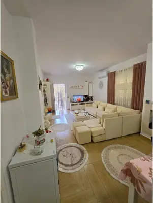 Vilë në shitje në Rrashbull, Durrës, 350 m². Foto 9 nga 12